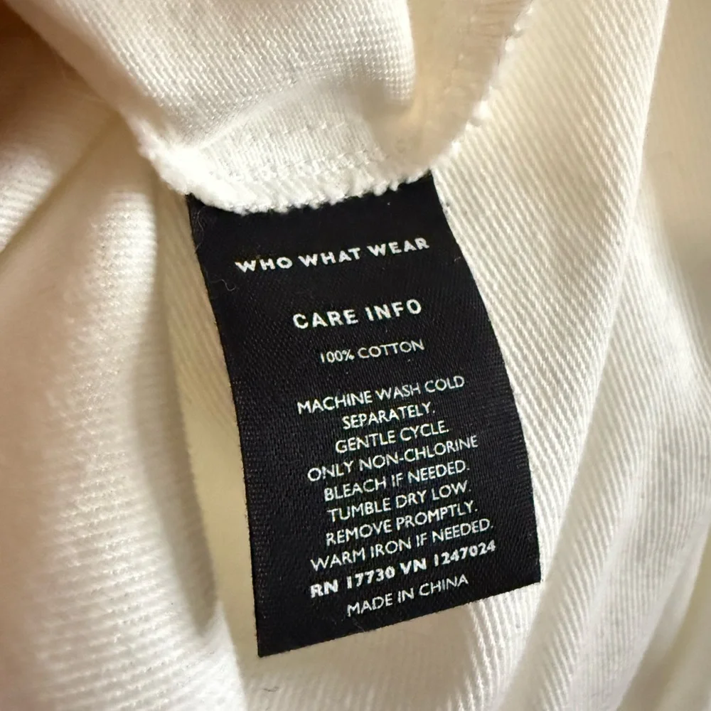 White Button-Up Dress with Belt - Picture 6 of 6